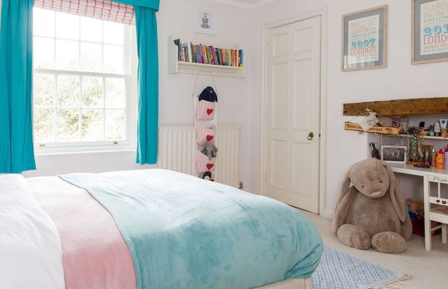 Amazing 5 BR Country Home Pool Gym Yoga Studio - Photo 21