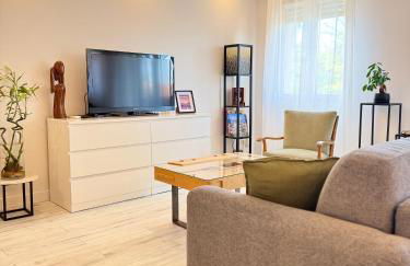 LA PROVENCE - '' TRAVELLER AWARD 2026 '' - Charming modern family apartment, pool & private parking near Avignon, fully renovated with interior-architect design - Foto 6