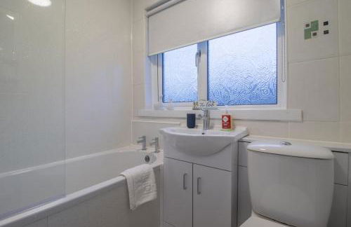 Boswell House - Modern 3 Bed House East Kilbride Close to Motorway - Foto 8