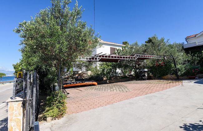 Modern Apartment in Arbanija with Hot Tub - Foto 38