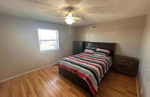 Near Fort Sill Cozy 2-Bedroom Townhouse - Foto 22