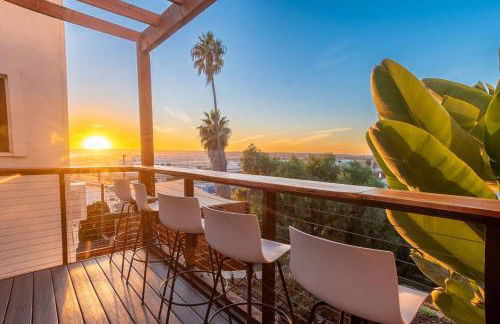 Lux Escape 2 • Views Hot Tub Games Mini Golf - Foto 2