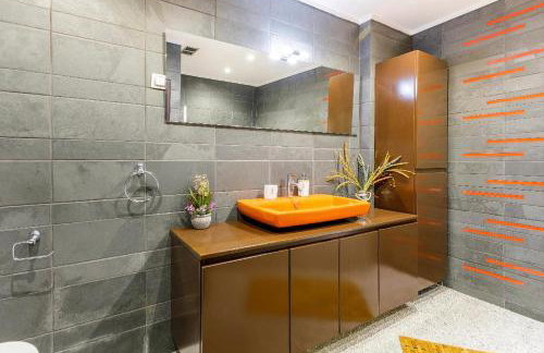 Double A Luxury Apartment - Photo 16