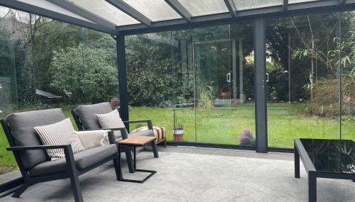 Haus mit Wintergarten und Kamin - Foto 2