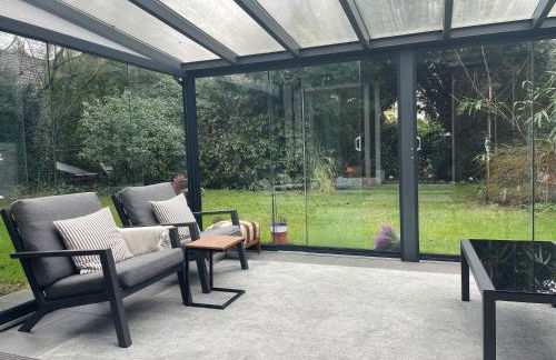 Haus mit Wintergarten und Kamin - Foto 2