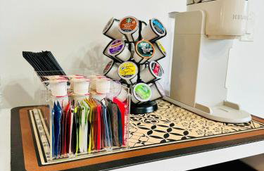 Luxury Olivewood Oasis - 13 mins to Cleveland - Foto 8