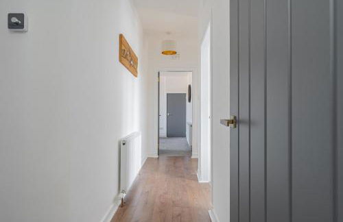 Spacious 3 bed flat- Free parking Edinburgh & Fife - Foto 1