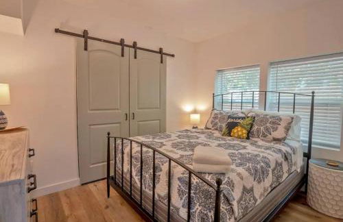 Casablanca in The Hghts-Hot Tub Bikes Chill Vibes - Foto 31