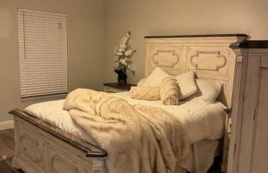 Charming 3bed 2bath Palmetto Pool Home - Photo 16