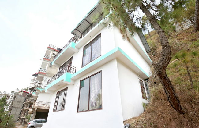 OYO 13878 Home Spacious 3BHK Kumarhatti - Foto 19