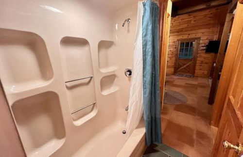 Perfect Mountain Getaway - Photo 19