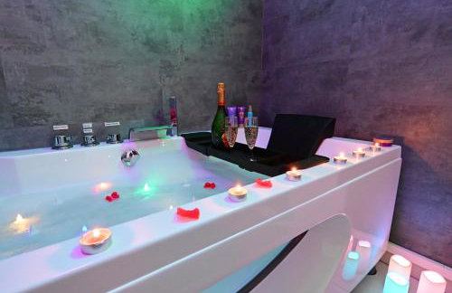 Love Room à deux pas de l'Océan avec Hammam, Sauna et Bain à 2 Surprise garantie - Foto 39