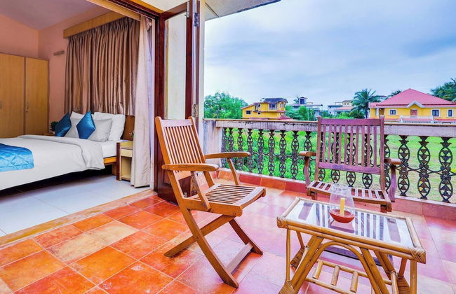 Pleasing 3 Bedroom Villa With Pool - Photo 26