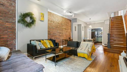 Pristine Townhouse With Rooftop Deck Near Canton! - Foto 1