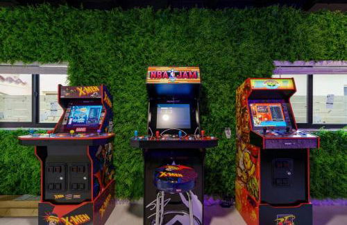 New Miami & Calle Ocho Home with Arcade! - Foto 4