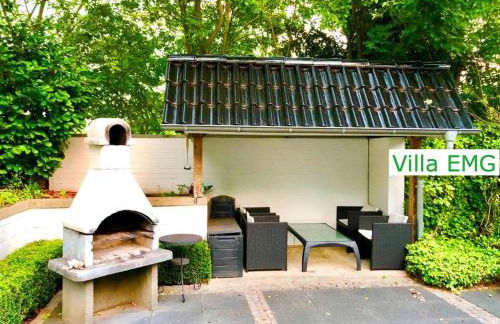 Luxus Ferienhaus Villa EMG Emsdetten nah Münster, Osnabrück, Rheine für Familien Gruppen bis 17 Personen, Pool, Whirlpool, Garten, Kamin, 6SZ - Foto 46
