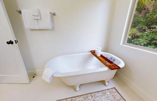 The Magnolia Meadow Retreat - Photo 24