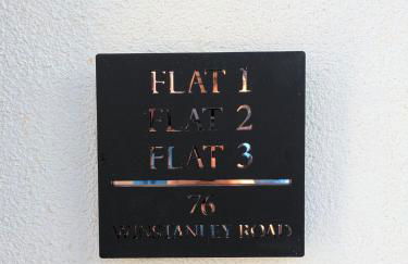 Modern Central Apartments with Balcony - Photo 42