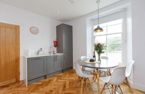 Dollar Apartments-41 Bridge Street - Photo 19