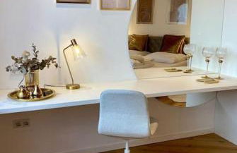 Komfort - Suite zentral, mit Balkon und Waschmaschine - Foto 4