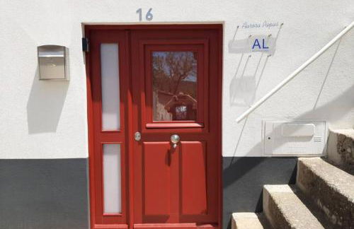 Aurora Papas - Photo 3