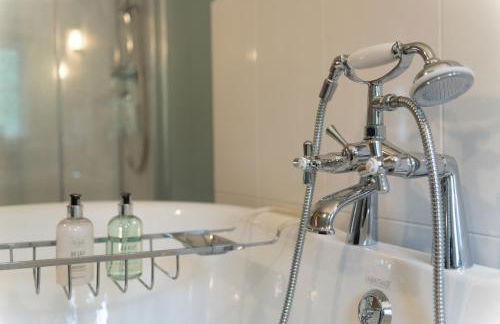 Steading Cottage - 50m from the beach - Foto 12