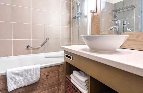 South facing 2-bed apartment with fireplace, Terrasses dEos - Foto 25