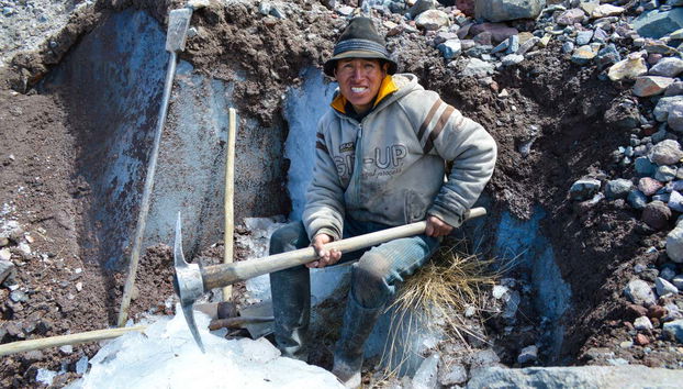 Hiking to the Chimborazo Volcano Ice Mine - Foto 4