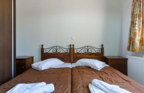 Omalos Village - Photo 53