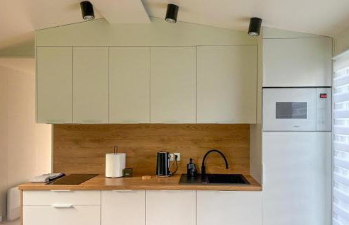 Cozy Home In Stolec With House A Panoramic View - Foto 4