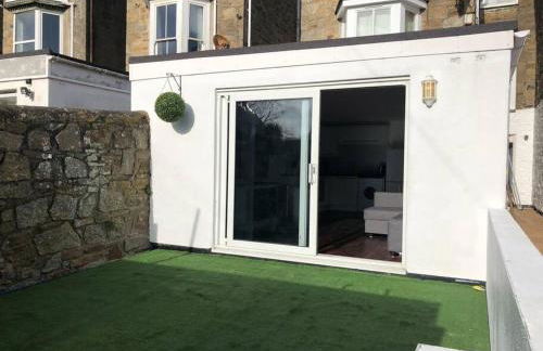 Modern Garden Apartment in a Large Victorian house - Foto 3