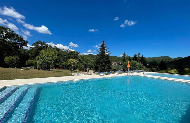 Welcoming Holiday Home in Urbania With Pool - Foto 61