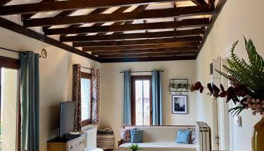 Lakis' Wellhouse - Foto 5, Garden view