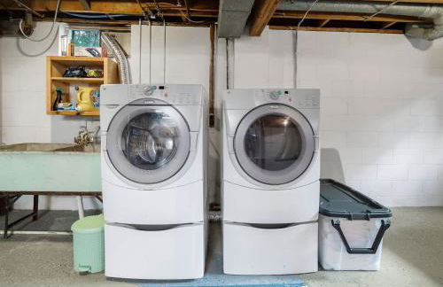 Large Remodeled 4 Bed 3 Bath Secluded With Hot Tub - Foto 49