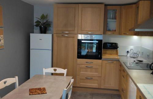 Le Mas des Cigales avec parc et grande piscine - Foto 19