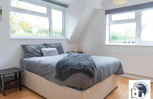 7 Bedroom Home - Contractor Stays - Reading Central - Photo 7