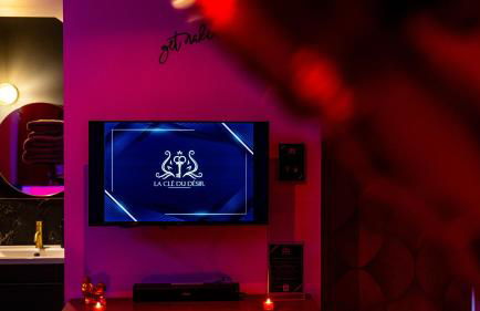 BALNEO - SAUNA - WIFi - LA CLÉ DU DÉSIR - Foto 12