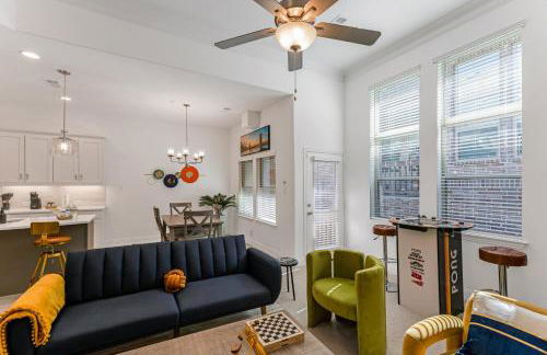 Luxury Oasis - Glam Decor, Putting Green, Arcade Fun & EV Station - Foto 43