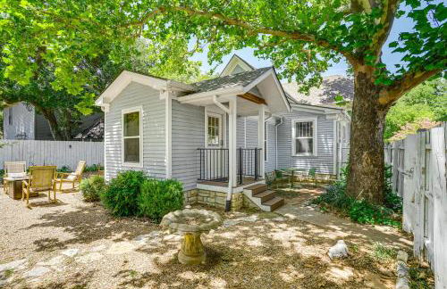 Granbury Home with Fire Pit, Walk to The Square! - Foto 33