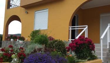 House Kallisti 2 - Photo 2, Garden, Garden view