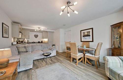 Finest Retreats - Riverside View - Photo 7