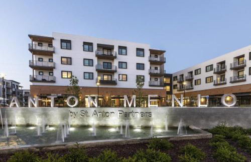 Luxury Condos at Anton Menlo w Pool & Amenities - Photo 15