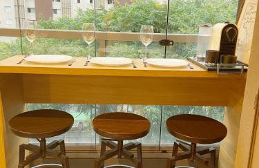 Consolacao GREY BOX - Studio de Luxo no Centro - Ar Condicionado - Cama Queen - Maquina de Lavar - Prox Metrô- Cozinha Completa - Wifi 500mbps - 7 andar - Foto 9