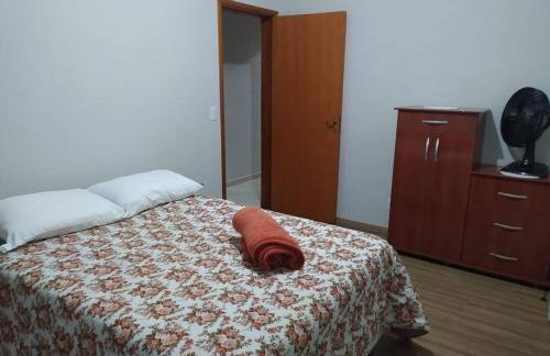 Apto com 3 quartos,1 vaga garagem e quintal - Foto 7