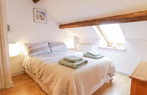 Hen Ysgubor Cottage - Photo 11