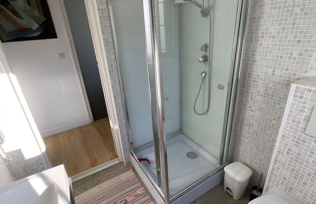 Beautiful Holiday Home With Swimming Pool - Foto 12