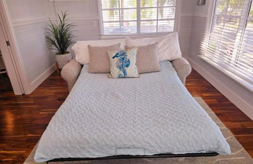 One-of-a-kindBeach, Village, Dock & Private Pool! - Foto 36