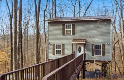 Peaceful Hideaway Treehouse near Little River Canyon - Foto 45