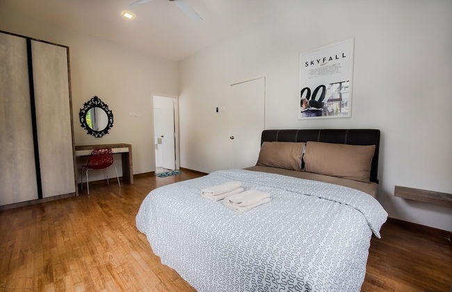 New Corner Shamrock Beach Villas Seaview - Photo 14