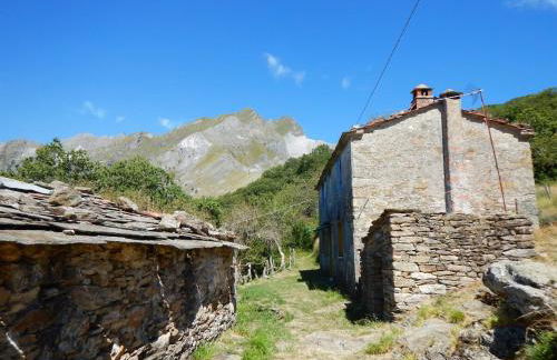 In the heart of the Apuan Alps with terrace - Foto 27